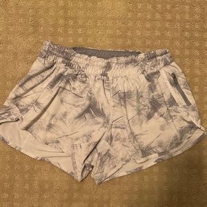 Lululemon Women’s Shorts Size 12